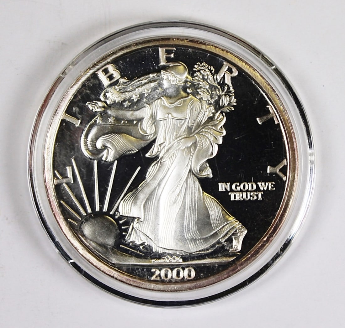 1 OZ SILVER ROUND (1 of 2)