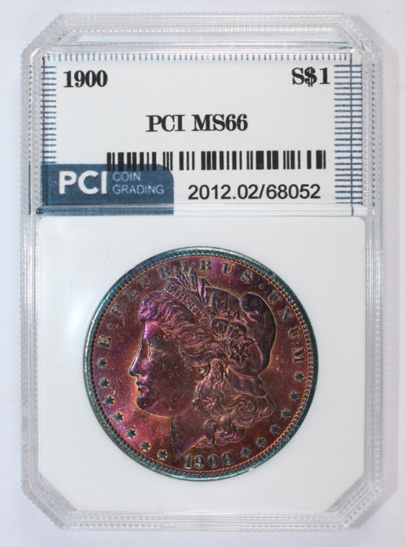 1900 MORGAN SILVER DOLLAR (1 of 2)