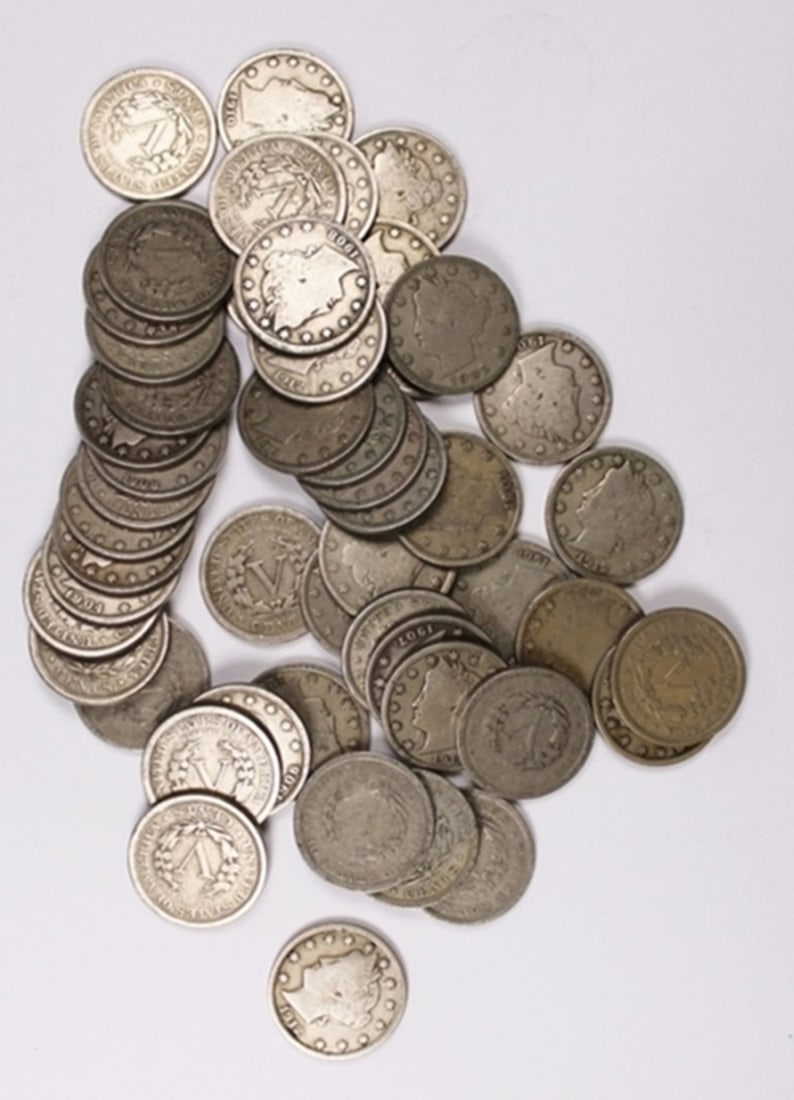 (50) LIBERTY V-NICKELS: A GOOD MIX OF VARIOUS DATES. ESTIMATE: $100-$150
