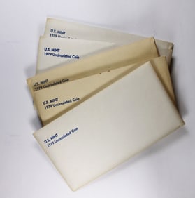 (5) 1979 UNITED STATES MINT SETS