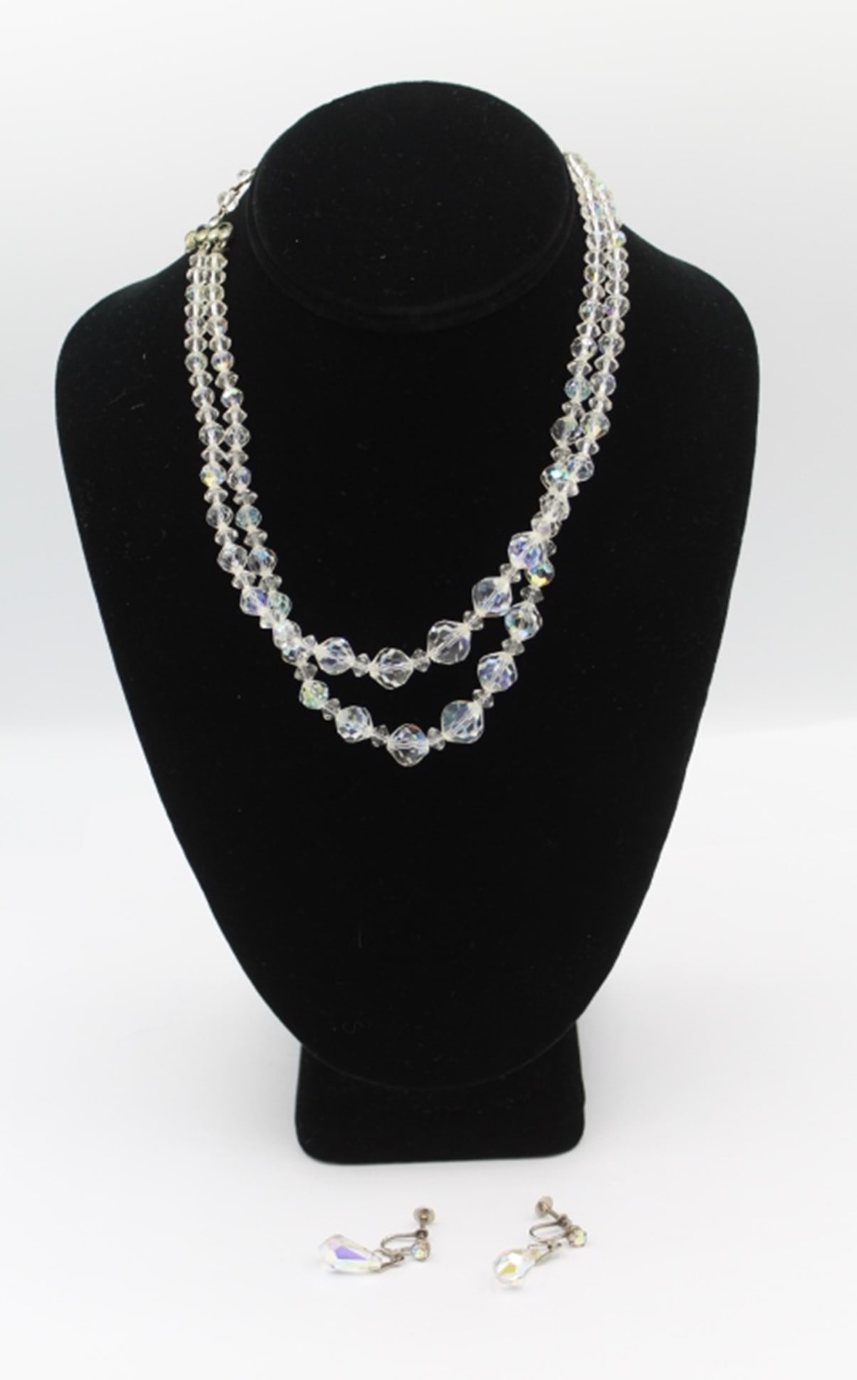 VINTAGE AURORA BOREALIS NECKLACE AND EARRING SET (1 of 2)