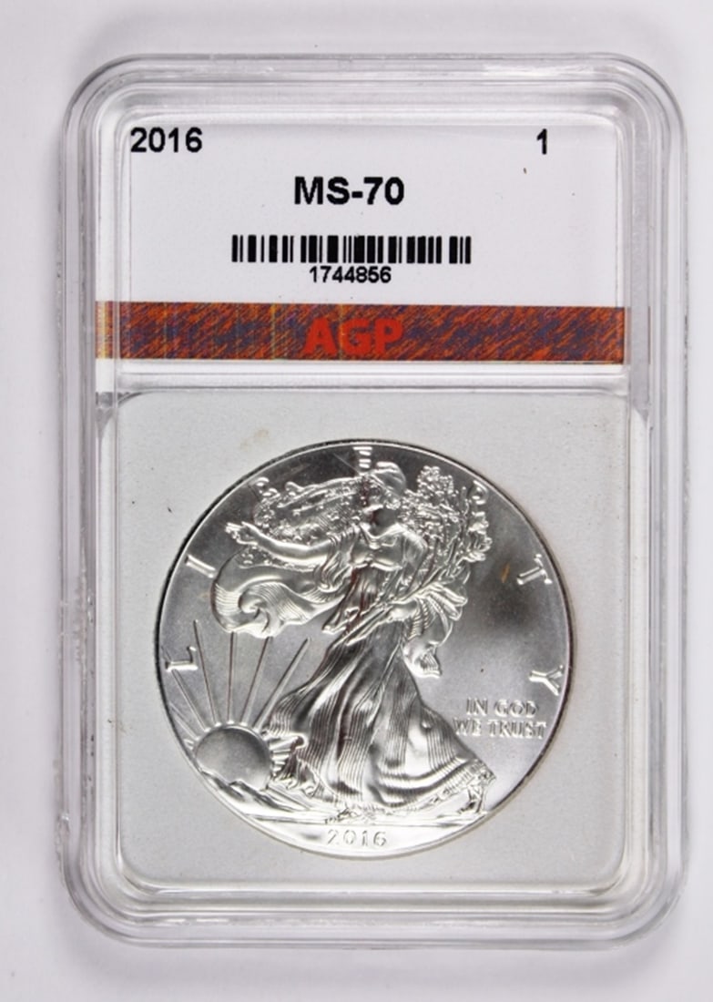 2016 AMERICAN SILVER EAGLE (1 of 2)