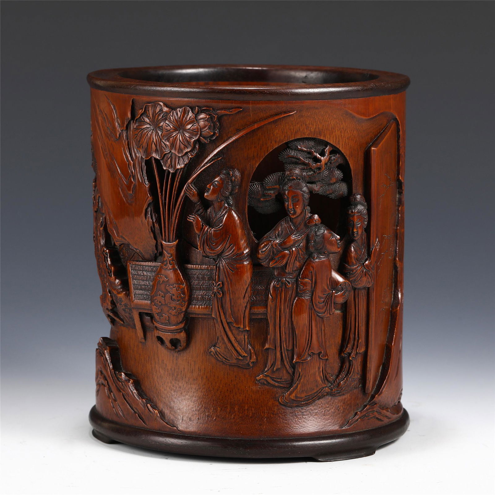 A CHINESE CARVED BAMBOO BRUSH-POT (1 of 9)