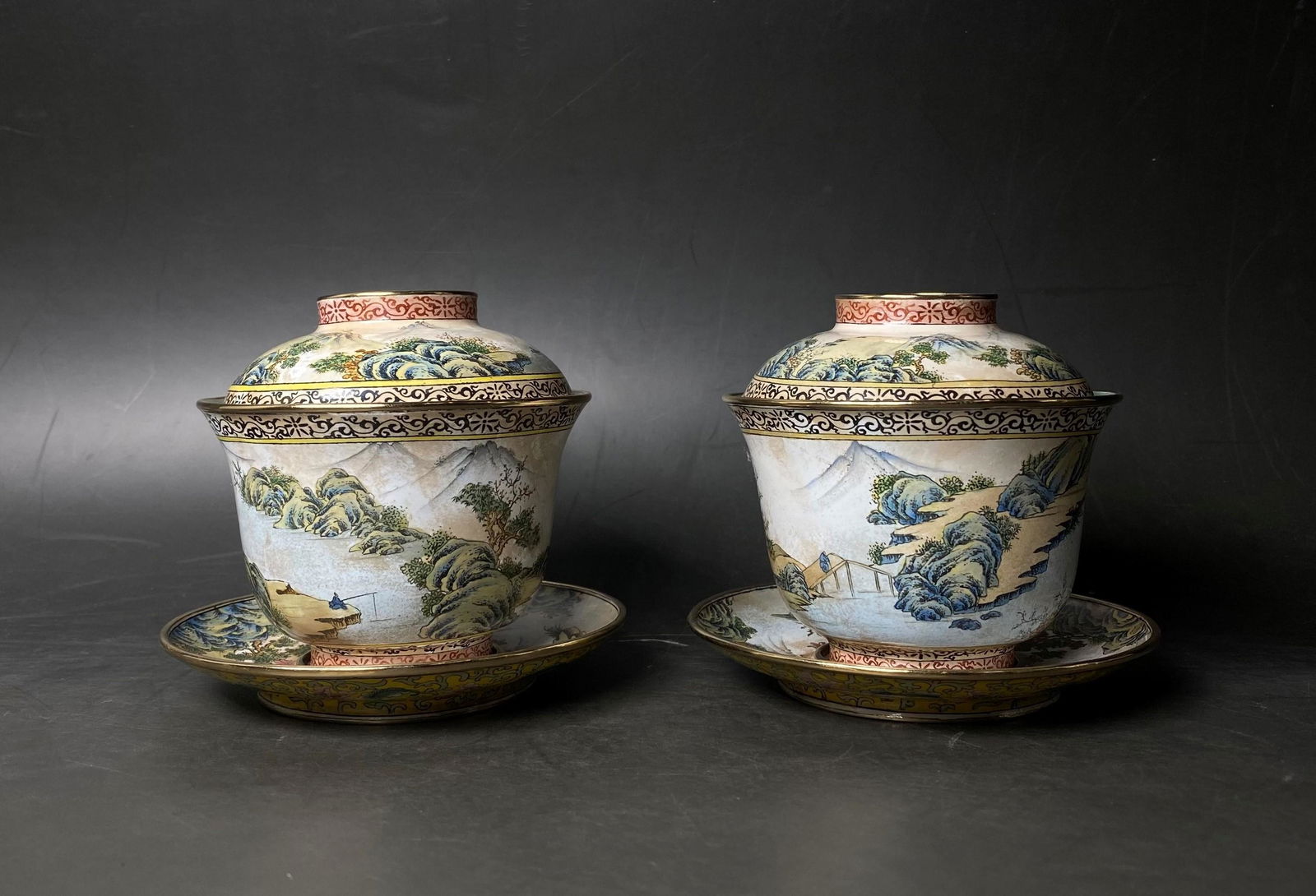 A PAIR PAINTED ENAMEL GLAZED BRONZE CUPS WITH MARK (1 of 9)
