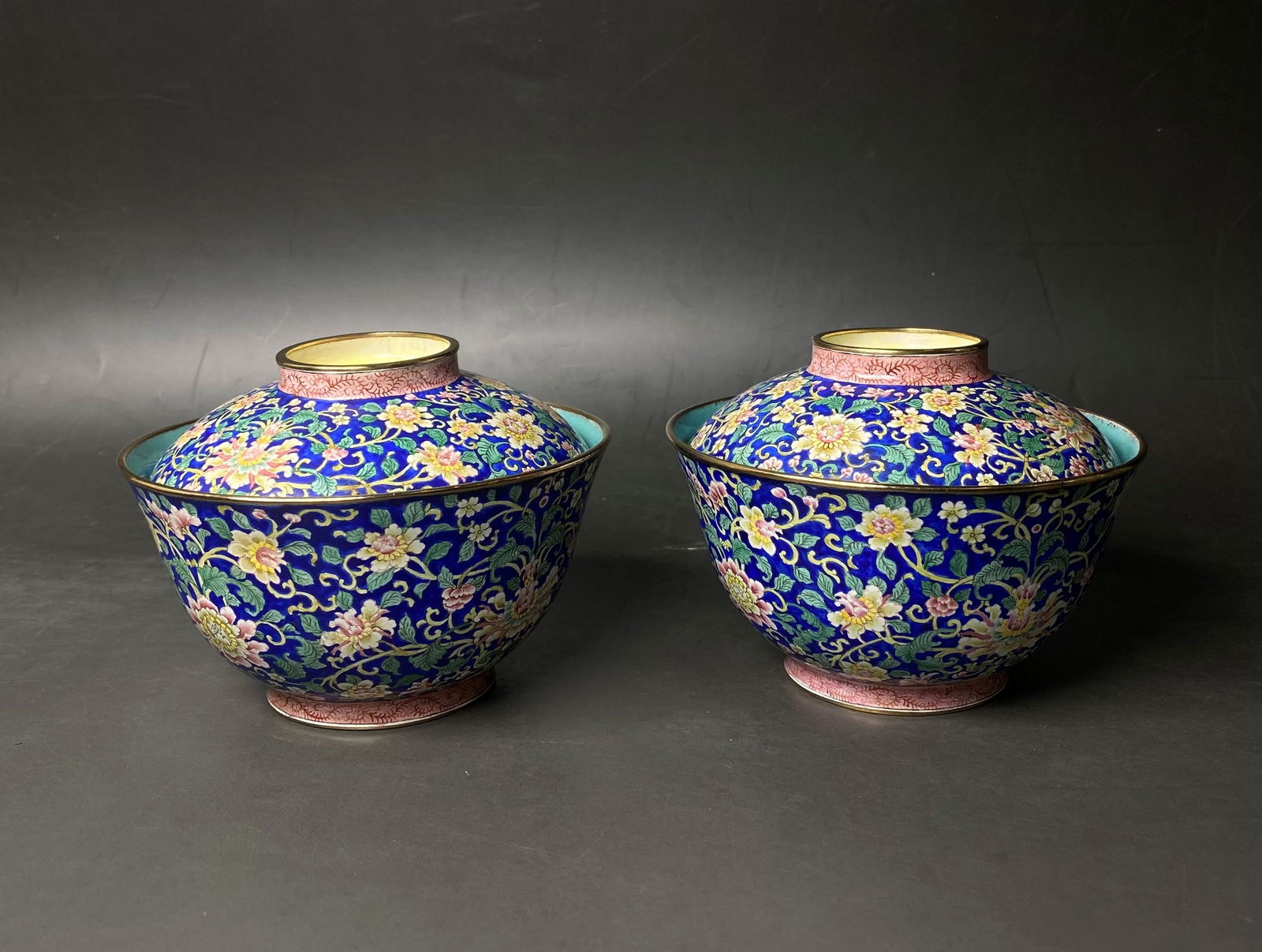 A PAIR PAINTED ENAMEL GLAZED BRONZE CUPS WITH MARK (1 of 8)