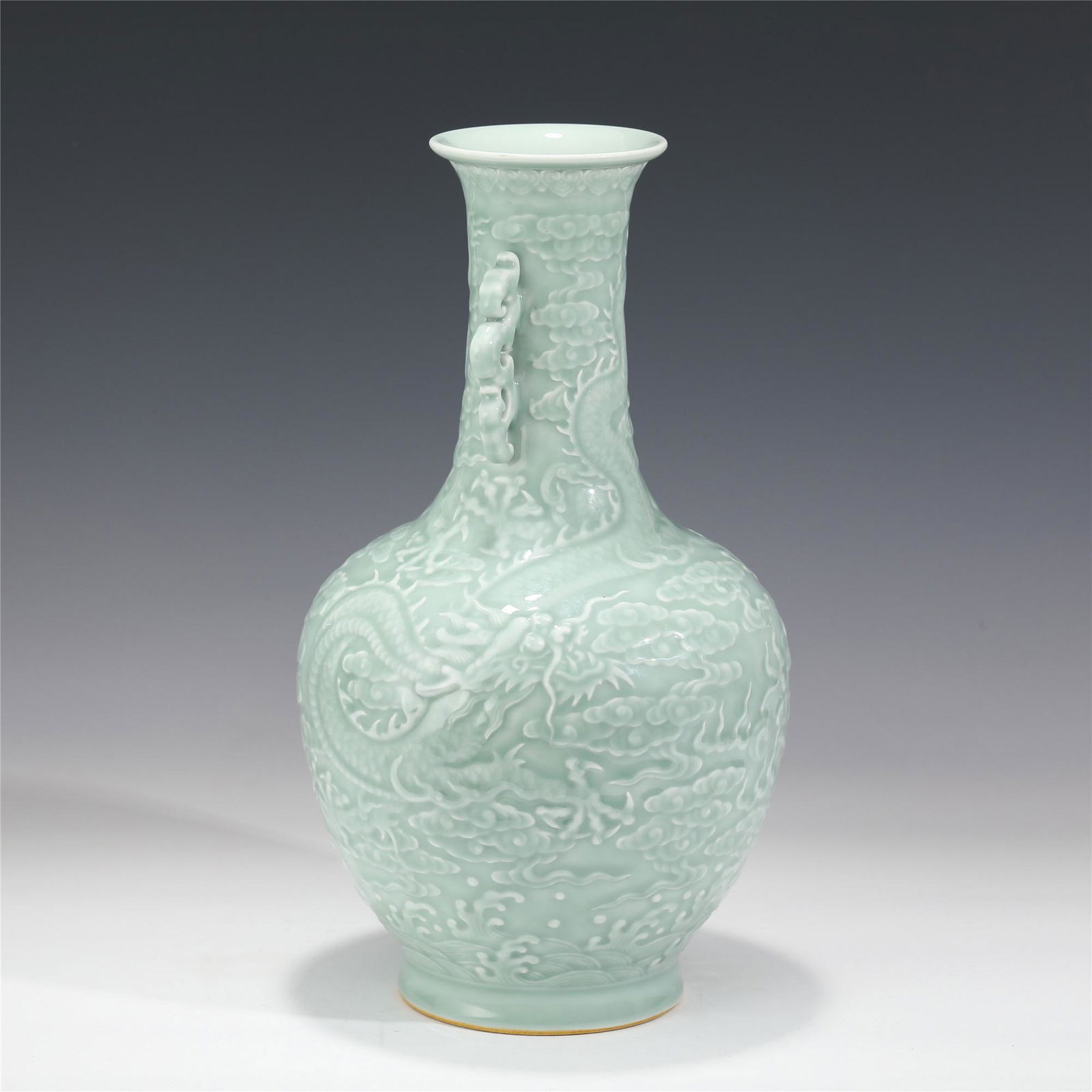 A CELADON GLAZED DRAGON VASE WITH DOUBLE HANDLES (1 of 10)