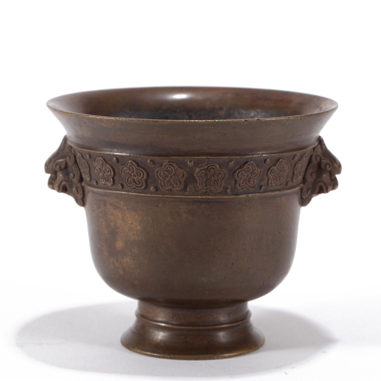 A CHINESE BRONZE CUP (1 of 10)