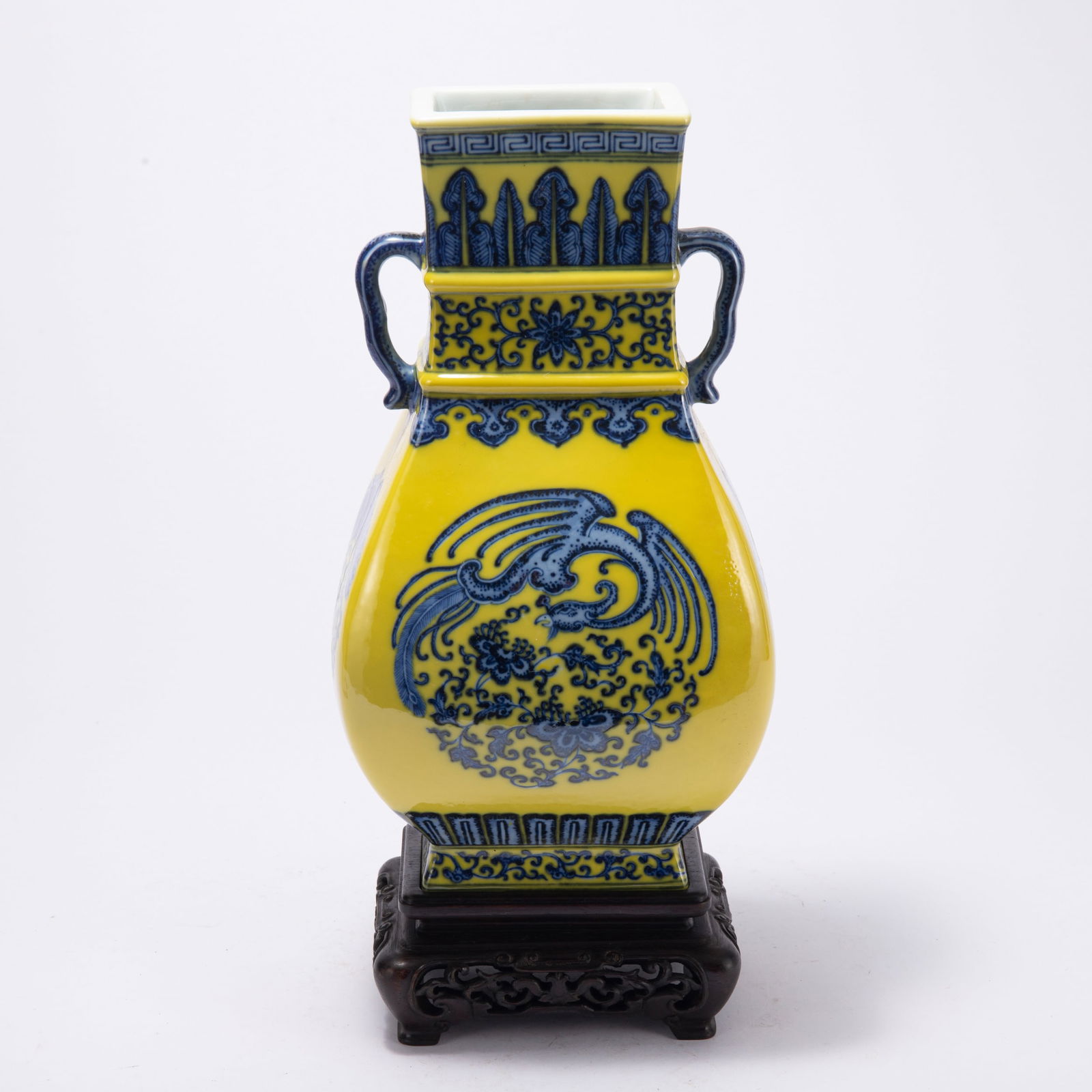 A YELLOW GROUND AND UNDERGLAZE BLUE PORCELAIN VASE (1 of 13)
