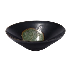 A CHINESE JIZHOU-TYPE CONICAL TEA BOWL