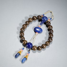 A CHINESE IMPERIAL ALOESWOOD CHENXIANG ROSARY