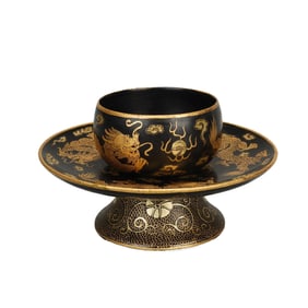 A GOLD PAINTED LACQUER CUP WITH STAND