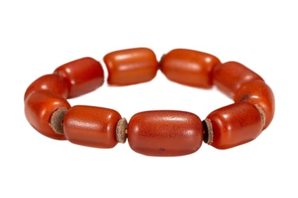 AN AMBER BRACELET
