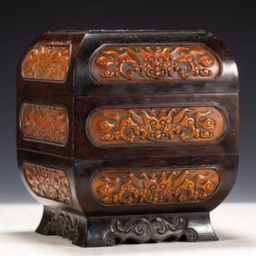 A CARVED BAMBOO INLAID ROSEWOOD ZITAN BOX WITH COVER