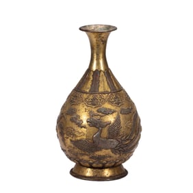 A GOLD AND SILVER PARTLY GILDING VASE