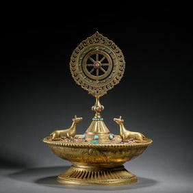 A HARDSTONES INLAID BRONZE-GILT ALTER DECORATION