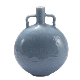 A CHINESE CLAIR-DE-LUNE PORCELAIN MOON FLASK