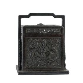 A CARVED ROSEWOOD ZITAN DRAGON PICNIC BOX