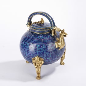 A CLOISONNE ENAMEL EWER WITH COVER