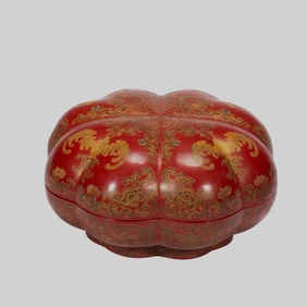 A POLYCHROME PAINTED LOBED BOX WITH COVER