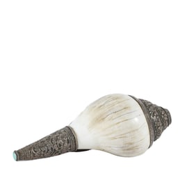 A TIBETAN RITUAL CONCH