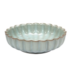 A RU-WARE LOBED WASHER