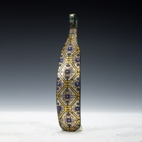 A HARDSTONES INLAID GOLD AND SILVER DECORATED BELTHOOK