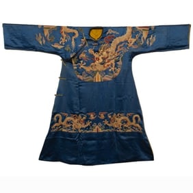 A CHINESE IMPERIAL EMBROIDERED DRAGON ROBE