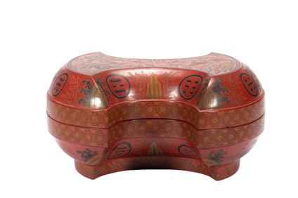 A POLYCHROME PAINTED LACQUER BOX WITH COVER