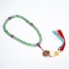 AN IMPERIAL JADEITE PRAYER BEADS SHOUCHUAN