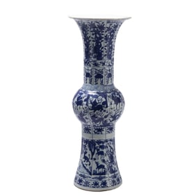 AN IMPORTANT CHINESE BLUE AND WHITE BEAKER VASE GU
