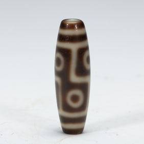 A TIBETAN DZI BEAD