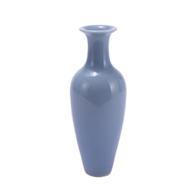 A CLAIR-DE-LUNE WILLOW VASE
