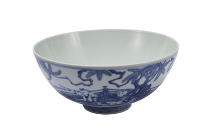A CHINESE BLUE AND WHITE PORCELAIN BOWL