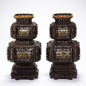 PAIR RARE AND FINE CARVED ROSEWOOD ZITAN DOUBLE GOURDS LANTERNS