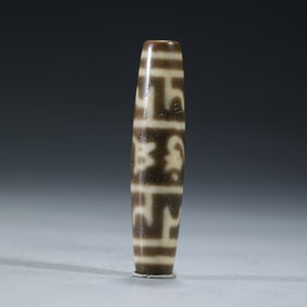 A TIBETAN DZI BEAD