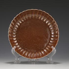 AN AUBERGINE GLAZE PHOENIX LOBED DISH