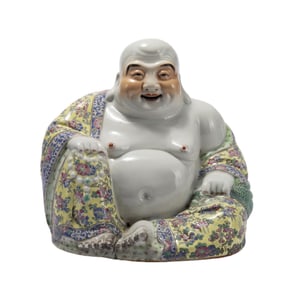 A CHINESE FAMILLE ROSE PORCELAIN BUDDAI