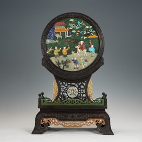 A FINE HARDSTONES INLAID JADE TABLE CREEN