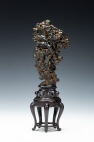 A CHINESE LITERATI ROCK