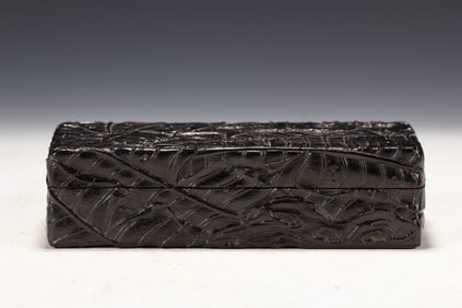 A CARVED ROSEWOOD ZITAN BOX WITH COVER