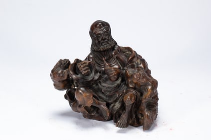 A CARVED ALOESWOOD CHENGXIANG LUOHAN