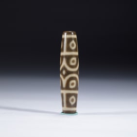 A TIBETAN DZI BEAD