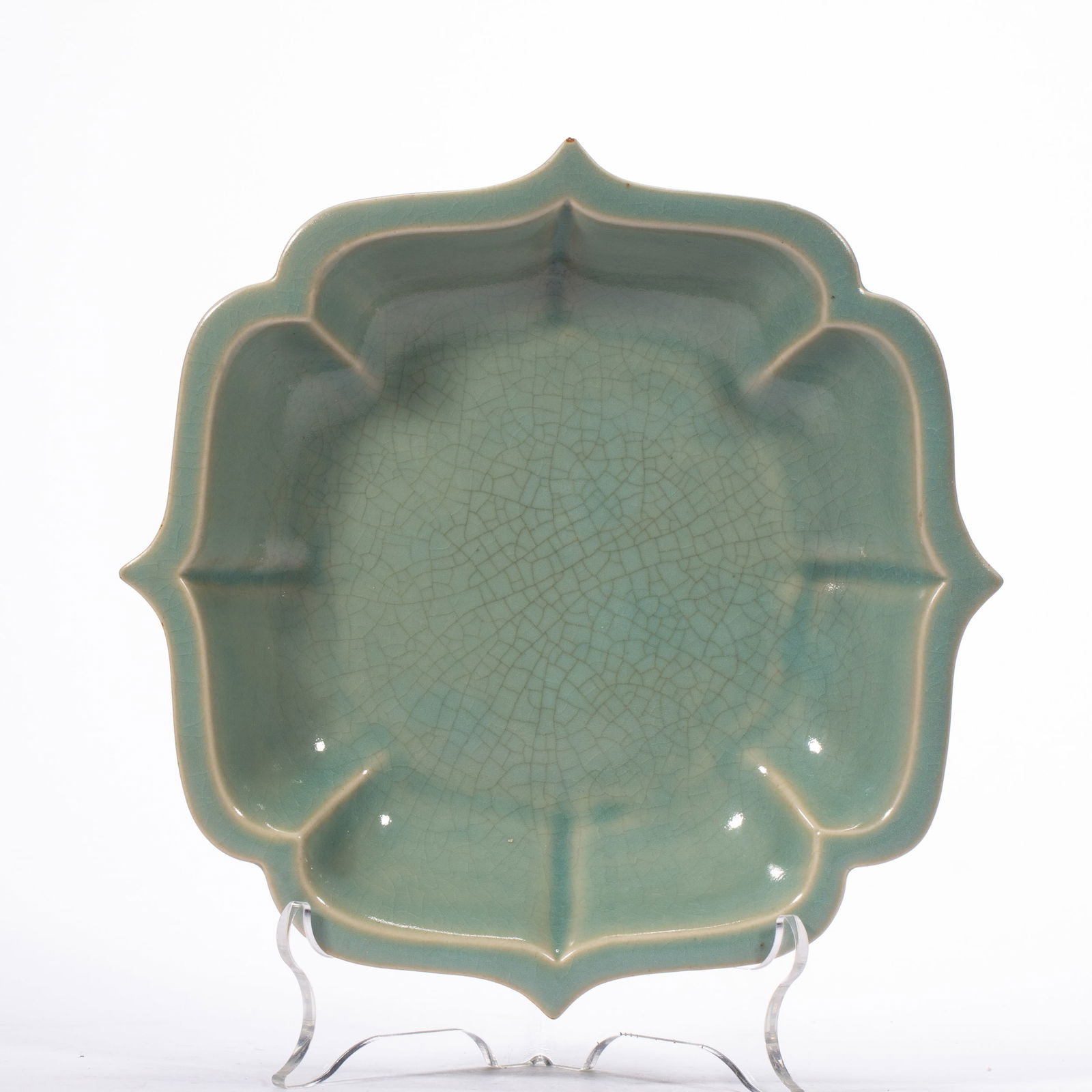 A RU-WARE LOBED DISH (1 of 8)
