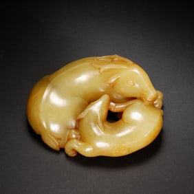 A YELLOW JADE CARVINGS OF DEERS