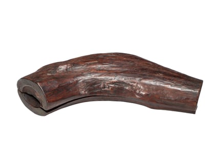 A RARE ALOESWOOD CHENXIANG BOX WITH COVER