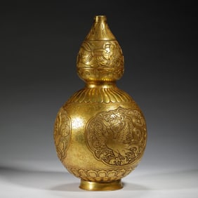 A BRONZE-GILT DOUBLE GOURDS VASE