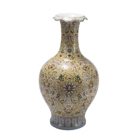 A YELLOW GLAZE ENTWINE BRANCHES LOTUS VASE