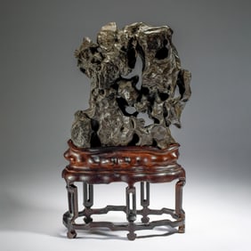 A CHINESE LITERATI ROCK