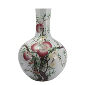A FAMILLE ROSE PEACHES GLOBULAR VASE