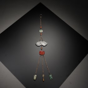 A BEADS AMULET PENDANT